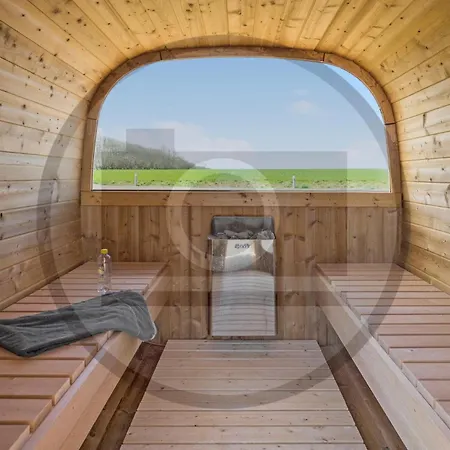 In With Sauna * בורקופ