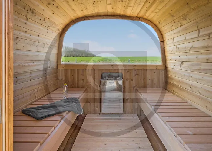 In With Sauna * בורקופ